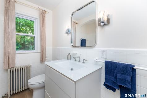 88 Grannis Street East Haven CT 06512