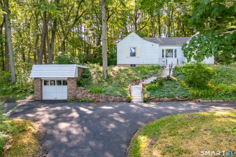 88 Grannis Street East Haven CT 06512