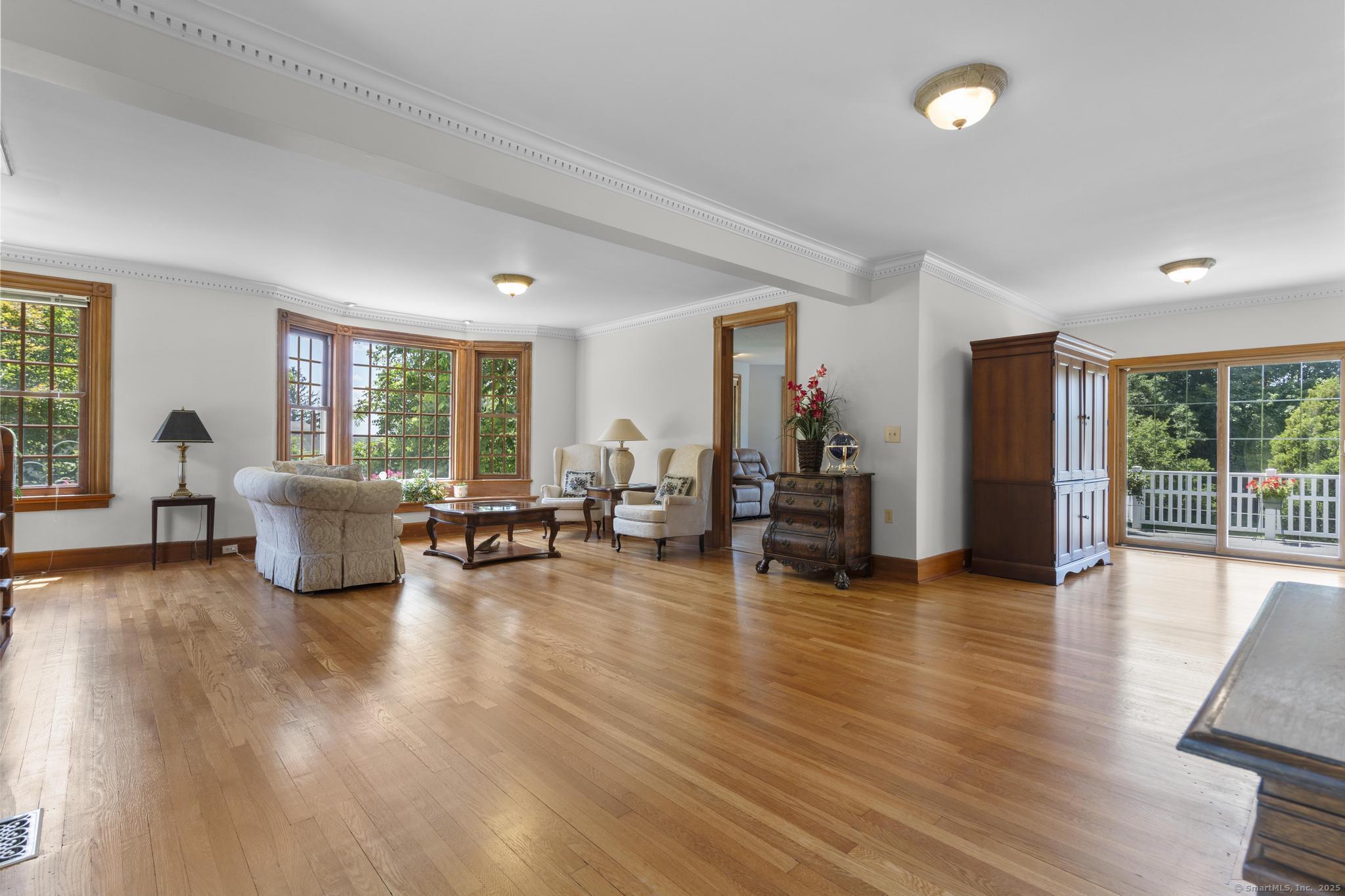 23 Summit Street East Hampton CT 06424