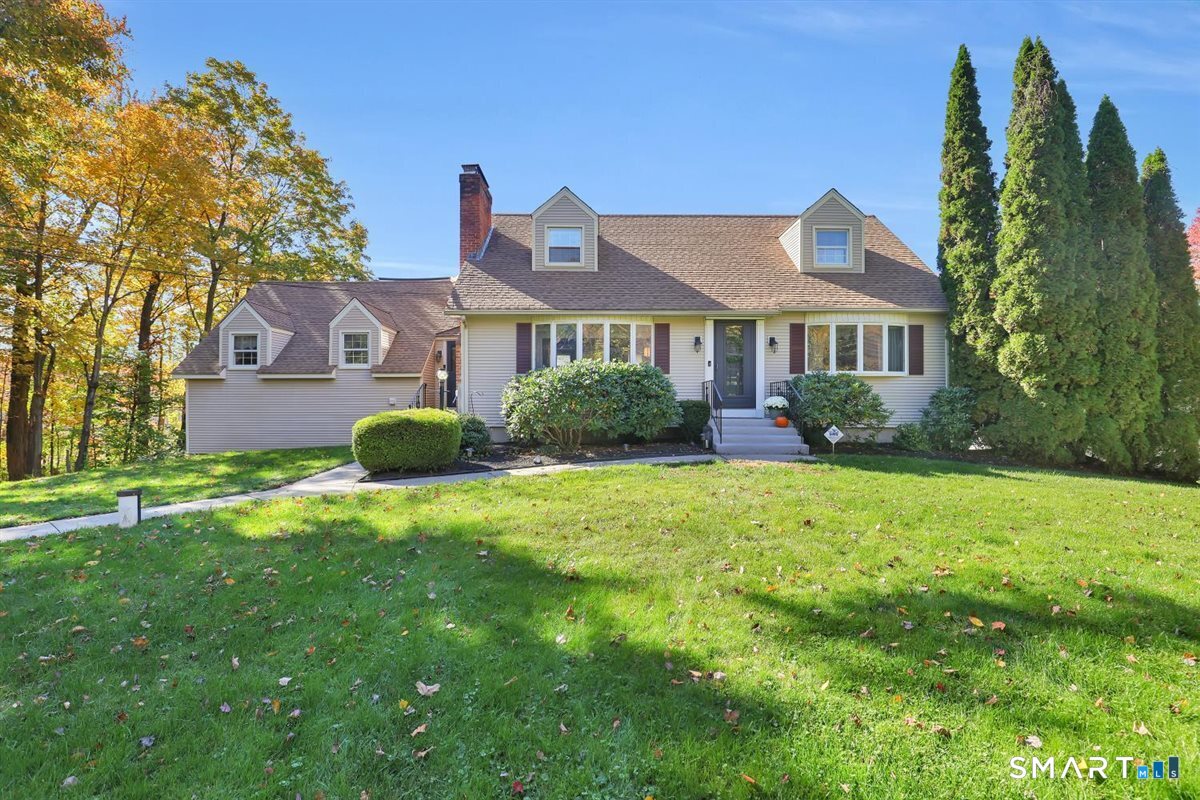 18 Milburn Drive Bloomfield CT 06002