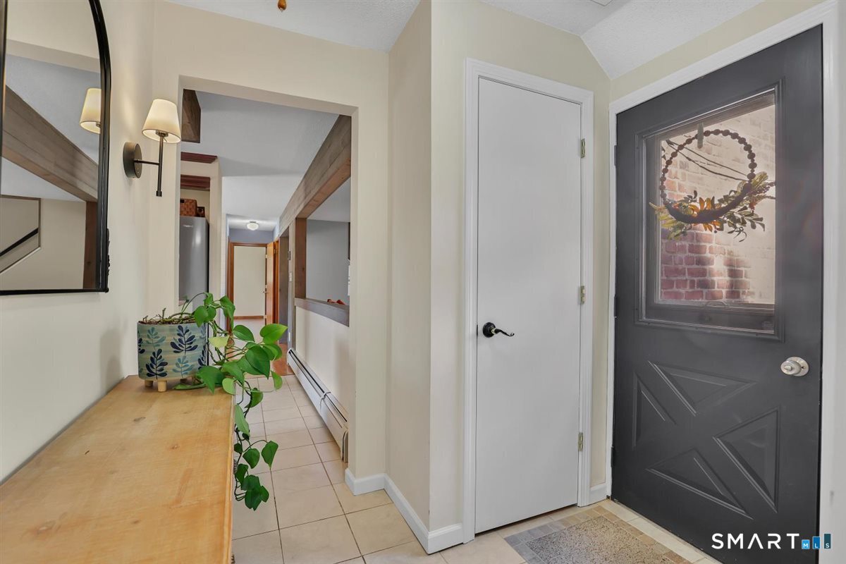 18 Milburn Drive Bloomfield CT 06002