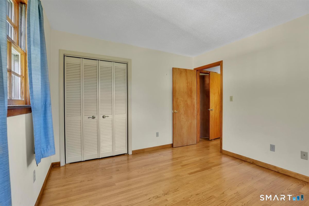 18 Milburn Drive Bloomfield CT 06002
