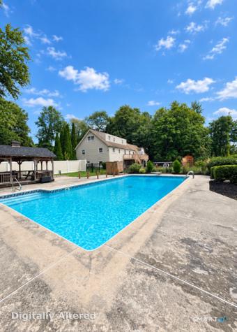 18 Milburn Drive Bloomfield CT 06002