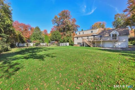 18 Milburn Drive Bloomfield CT 06002