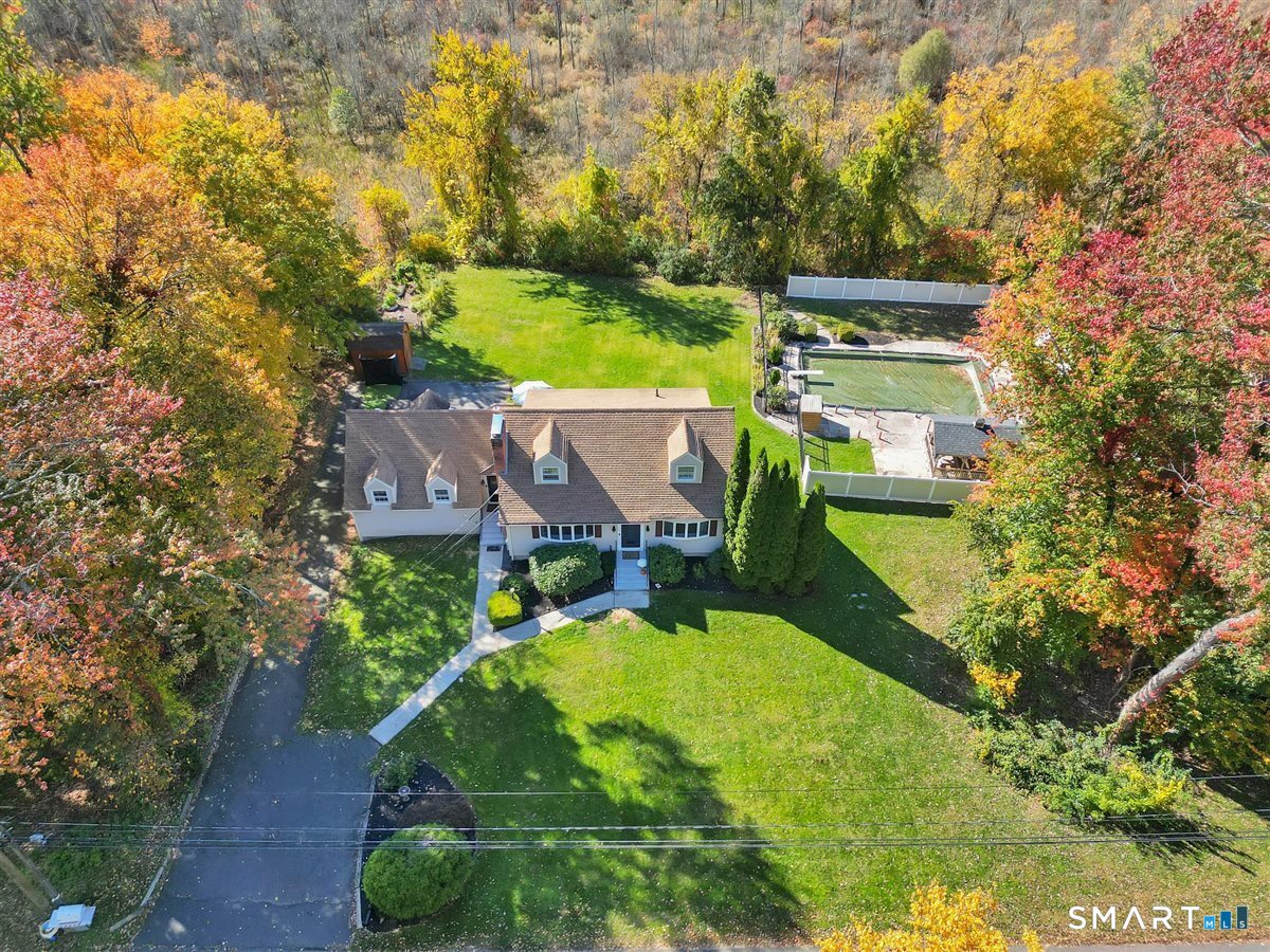 18 Milburn Drive Bloomfield CT 06002