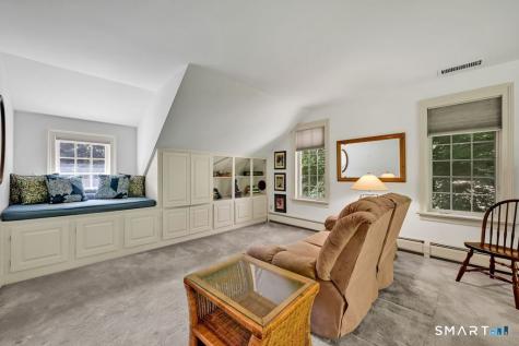 40 Ruffin Road Woodbury CT 06798