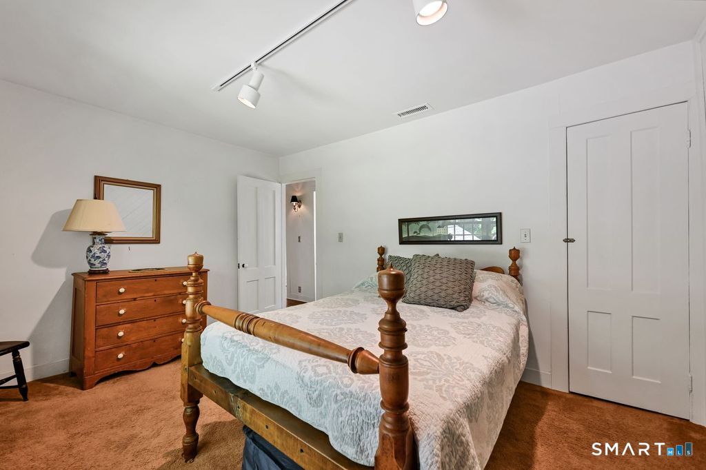40 Ruffin Road Woodbury CT 06798