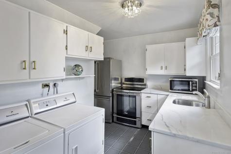 33 Halsey Drive Greenwich CT 06870