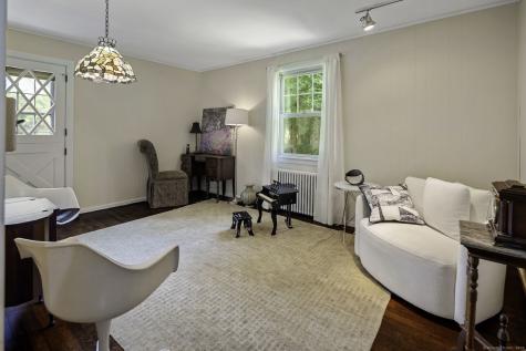 33 Halsey Drive Greenwich CT 06870