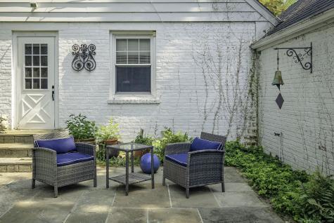 33 Halsey Drive Greenwich CT 06870