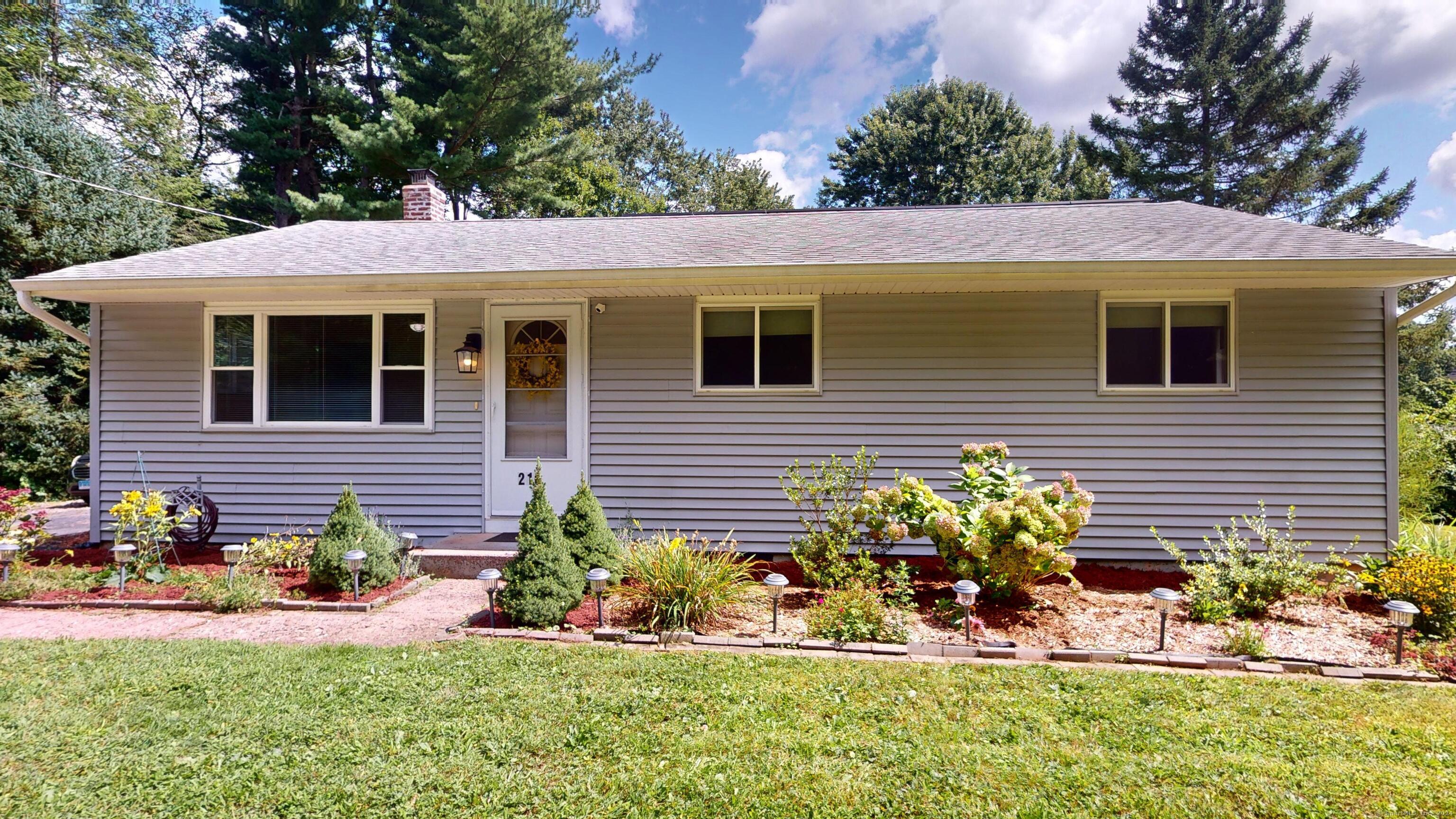 216 Camp Street Middletown CT 06457
