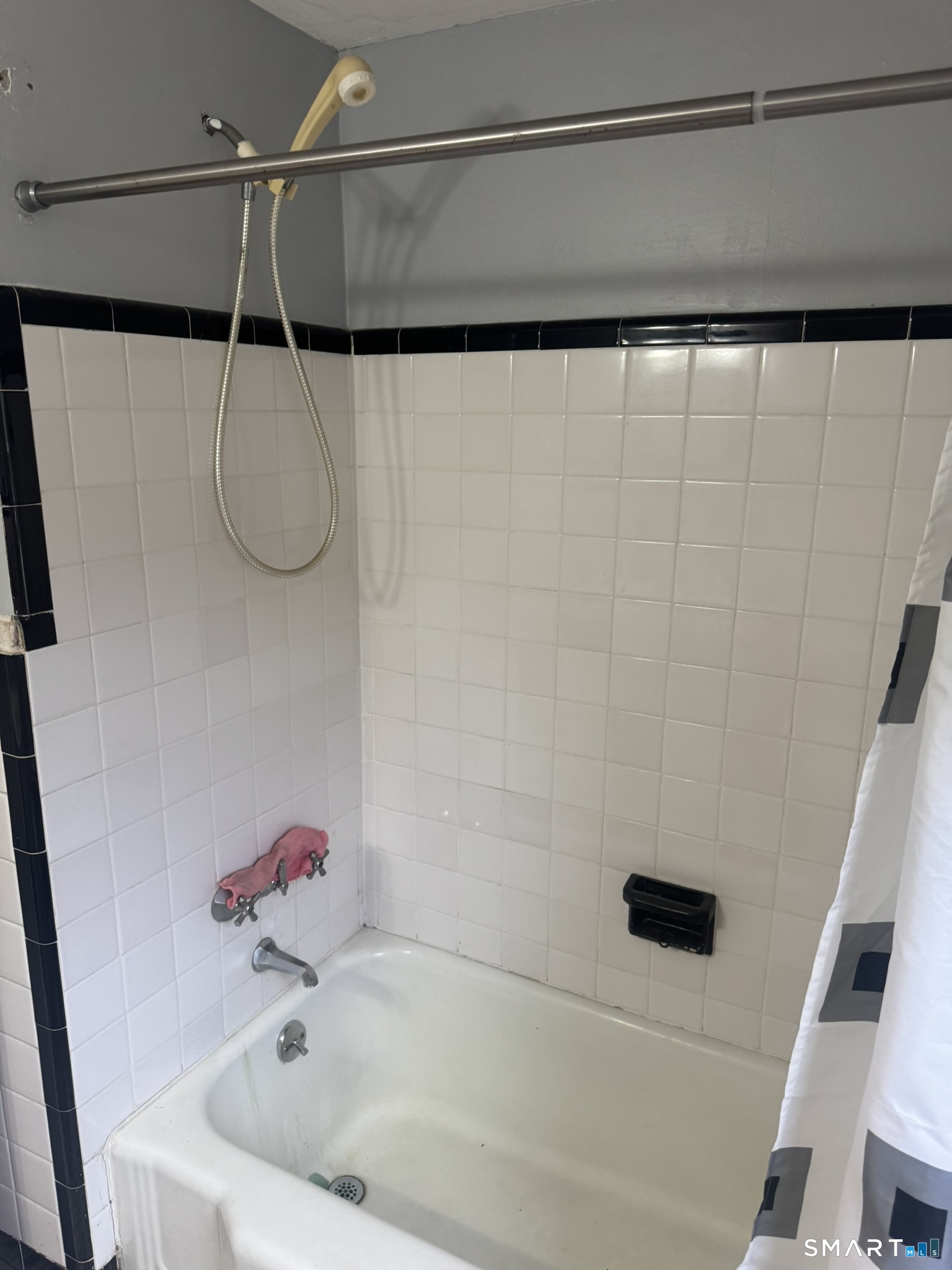 72 Sidney Avenue West Hartford CT 06110