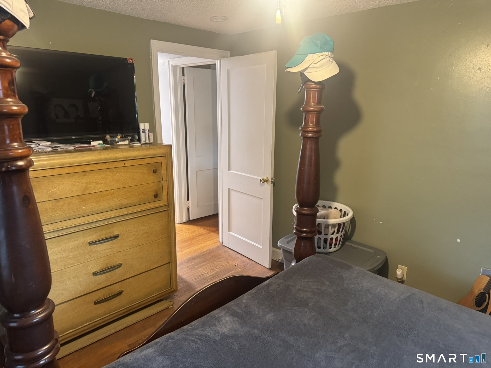 72 Sidney Avenue West Hartford CT 06110
