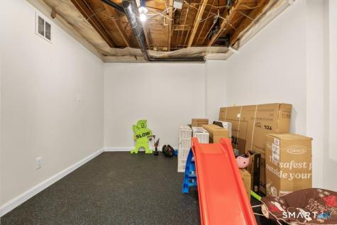 6 Snowapple Lane Milford CT 06460