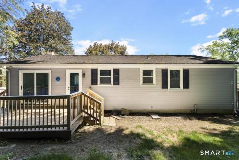 6 Snowapple Lane Milford CT 06460