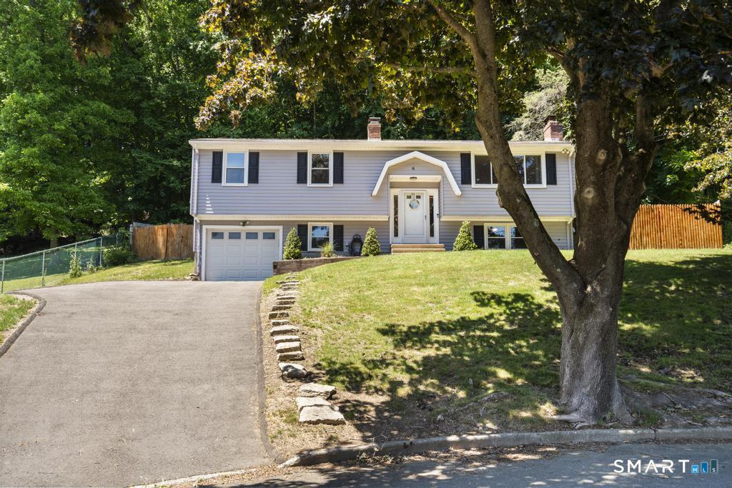 6 Snowapple Lane Milford CT 06460