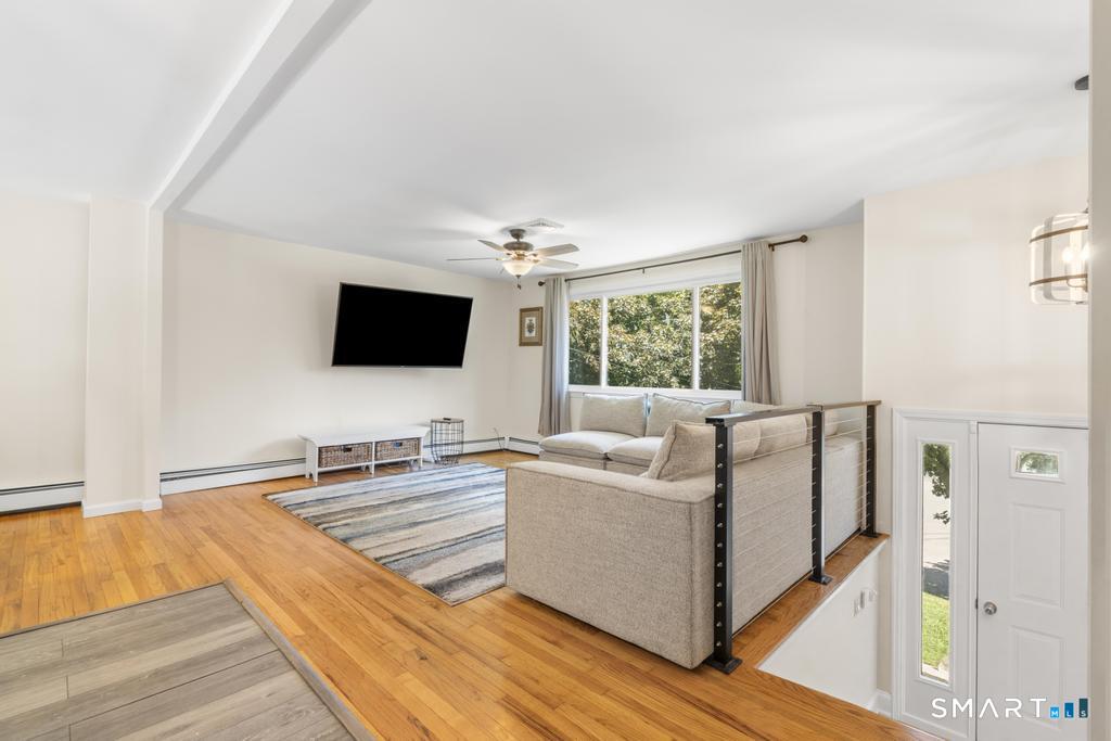 6 Snowapple Lane Milford CT 06460