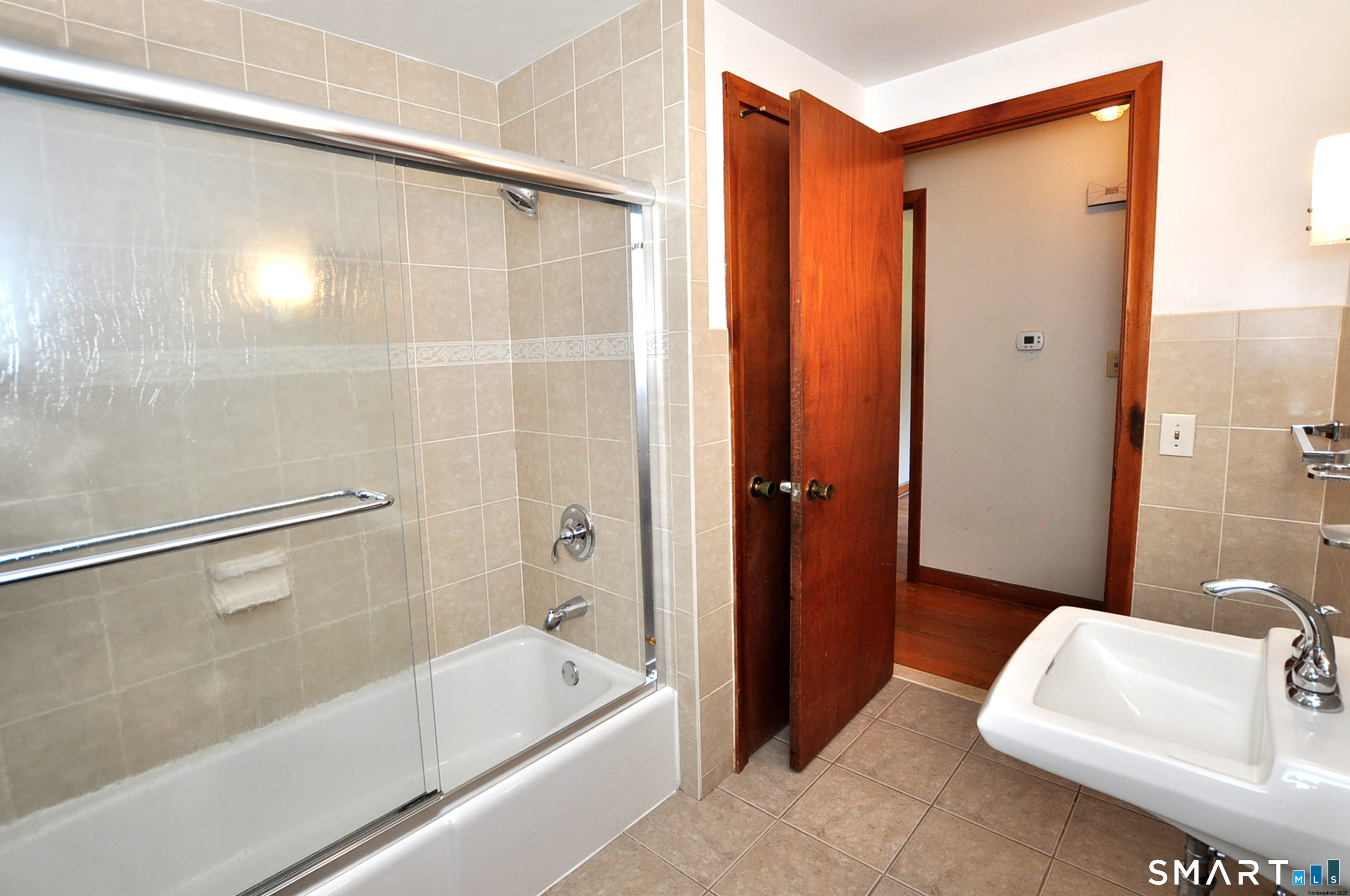 621 Kennedy Road Windsor CT 06095