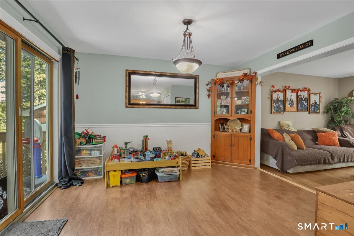 17 Beacon Street Manchester CT 06042