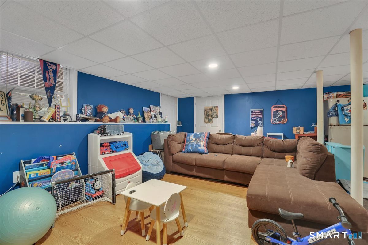 17 Beacon Street Manchester CT 06042