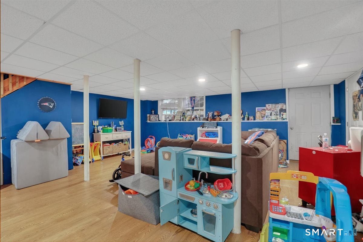 17 Beacon Street Manchester CT 06042