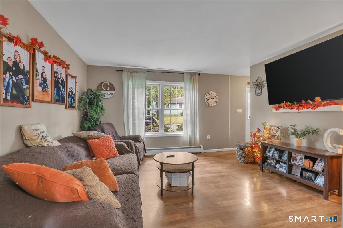 17 Beacon Street Manchester CT 06042