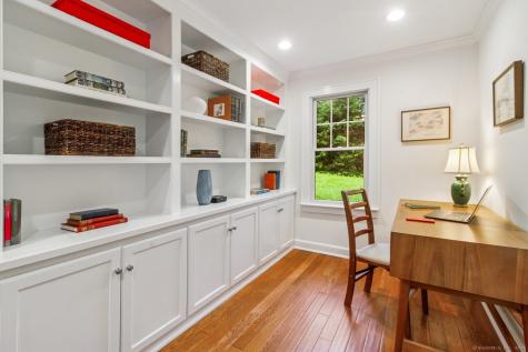 665 Lakeside Road Southbury CT 06488