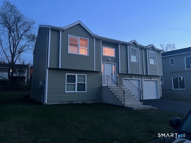 63 Yorktown Ridge Waterbury CT 06704