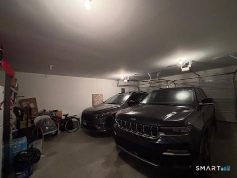 63 Yorktown Ridge Waterbury CT 06704