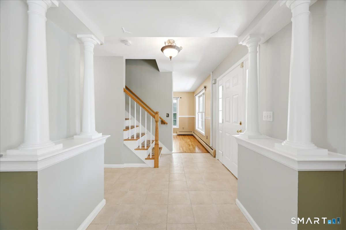 23 Swan Lane Groton CT 06355