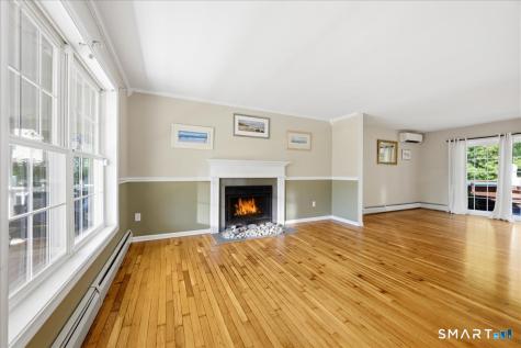 23 Swan Lane Groton CT 06355