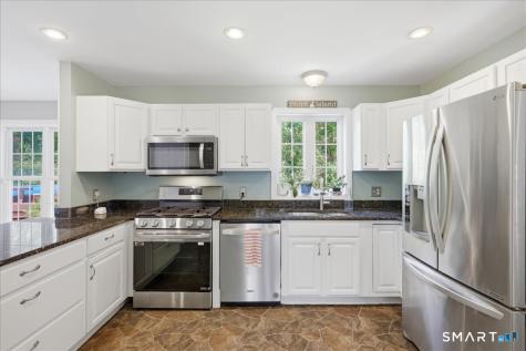 23 Swan Lane Groton CT 06355