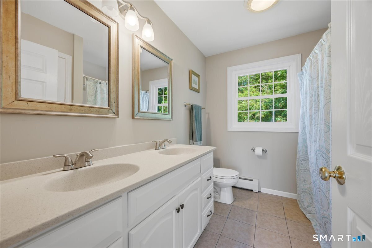 23 Swan Lane Groton CT 06355