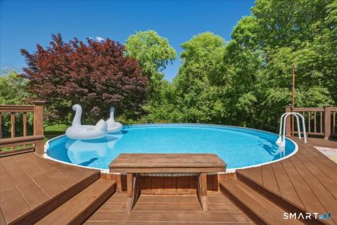 23 Swan Lane Groton CT 06355