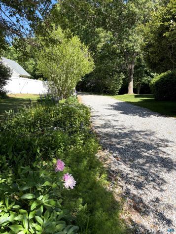 23 Swan Lane Groton CT 06355