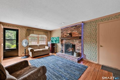 96 Fox Run Drive Southington CT 06489