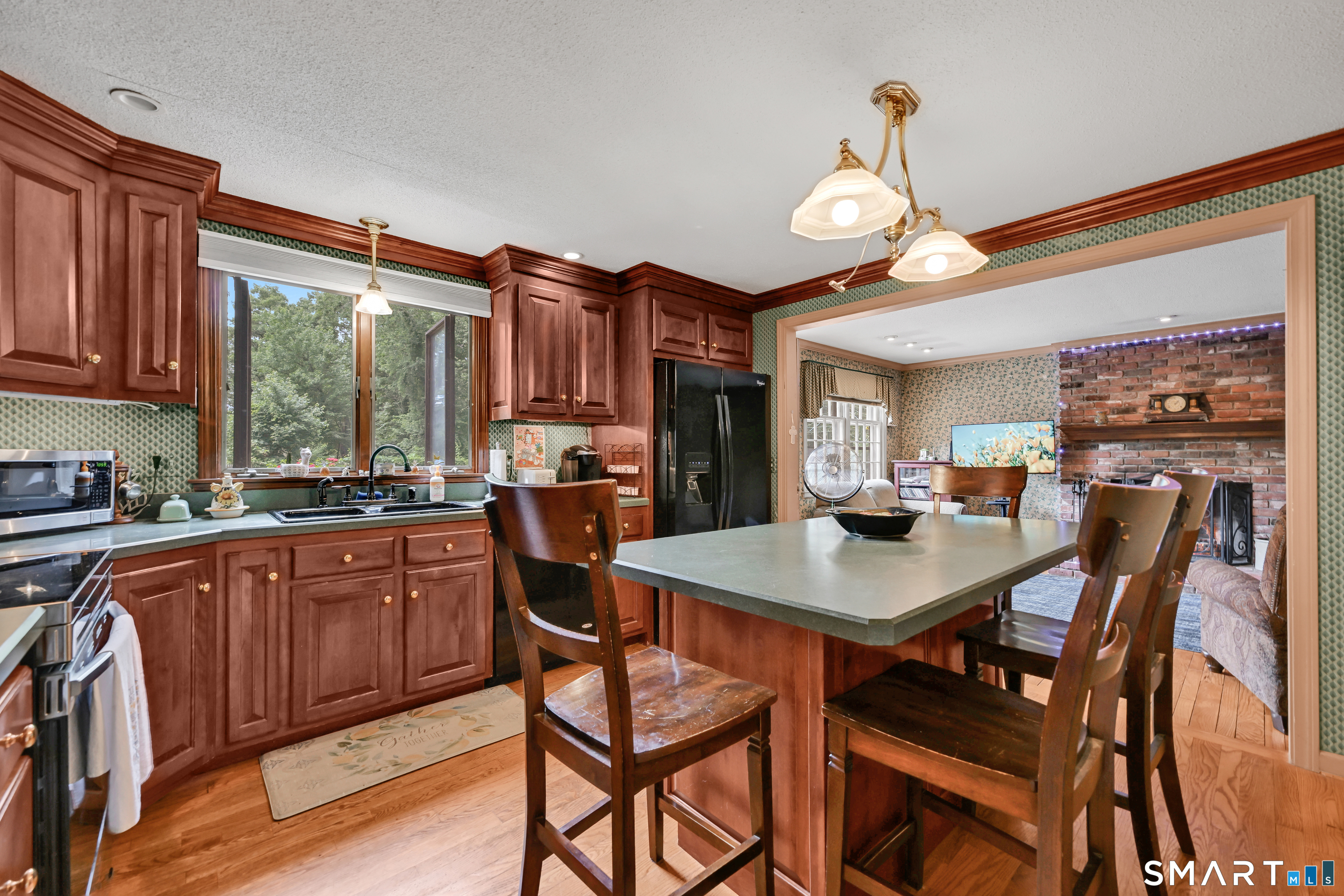 96 Fox Run Drive Southington CT 06489