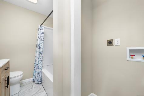 574 Butternut Street Middletown CT 06457