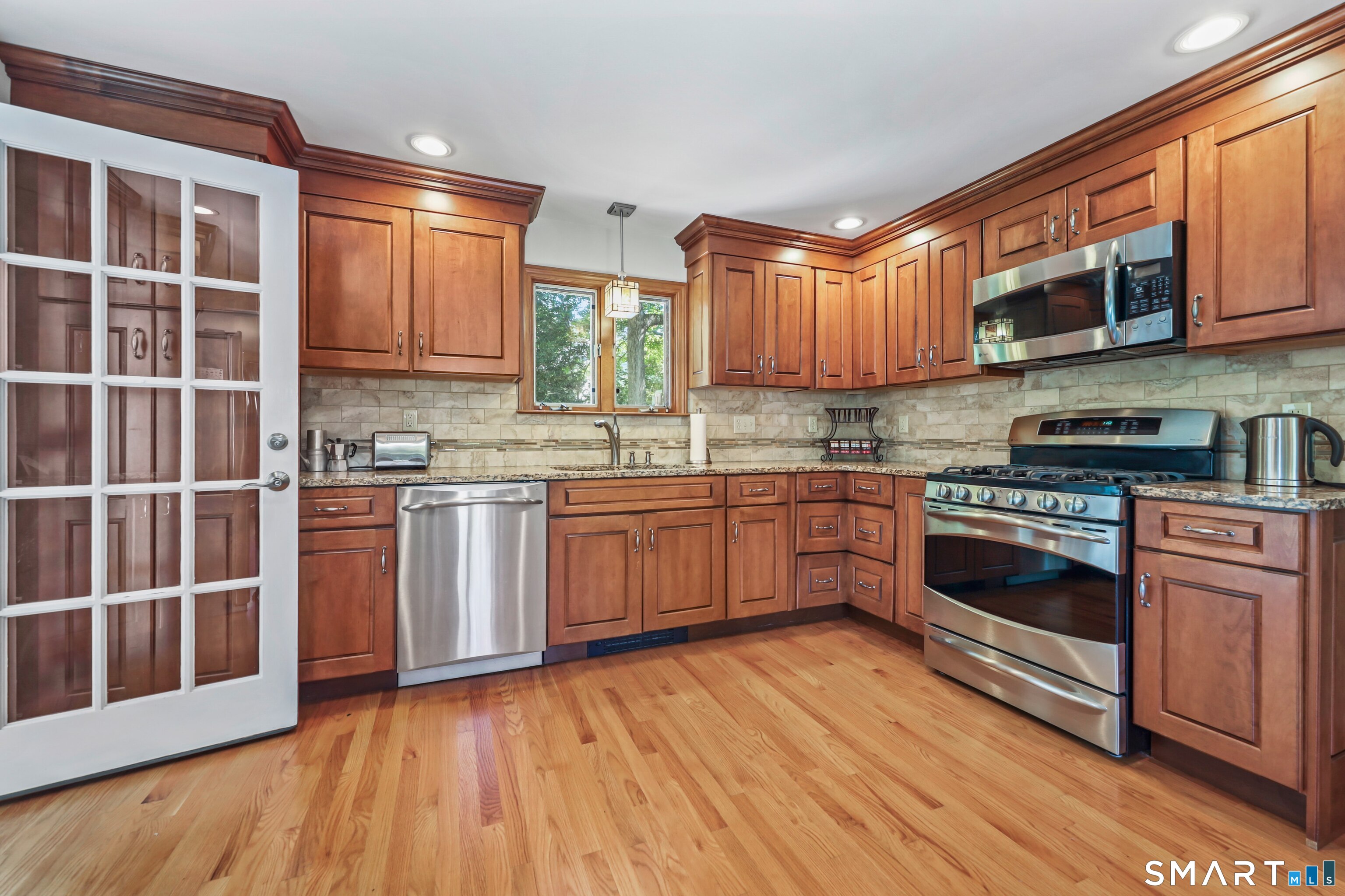 24 Bracewood Road Waterbury CT 06706