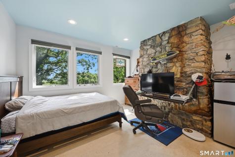 29 Old Forty Acre Mountain Road Danbury CT 06811
