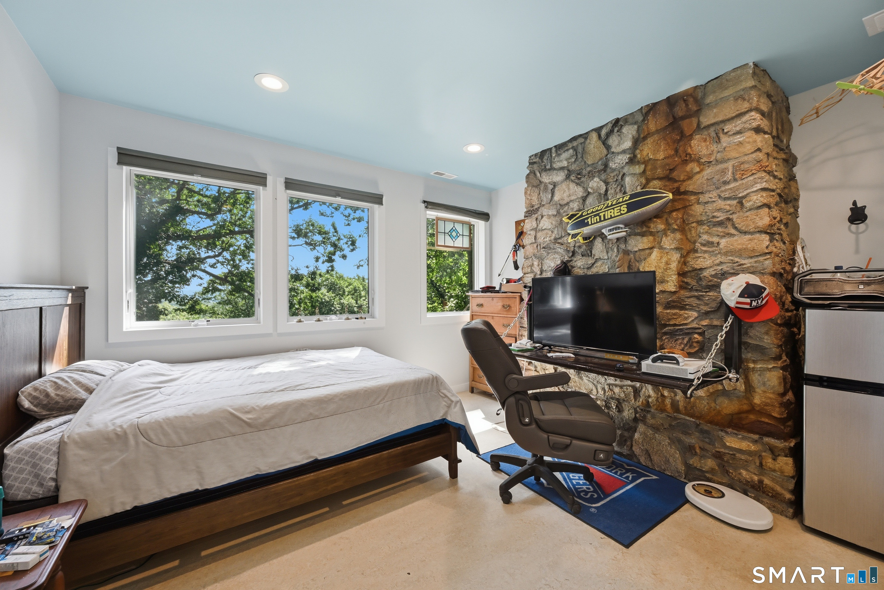 29 Old Forty Acre Mountain Road Danbury CT 06811