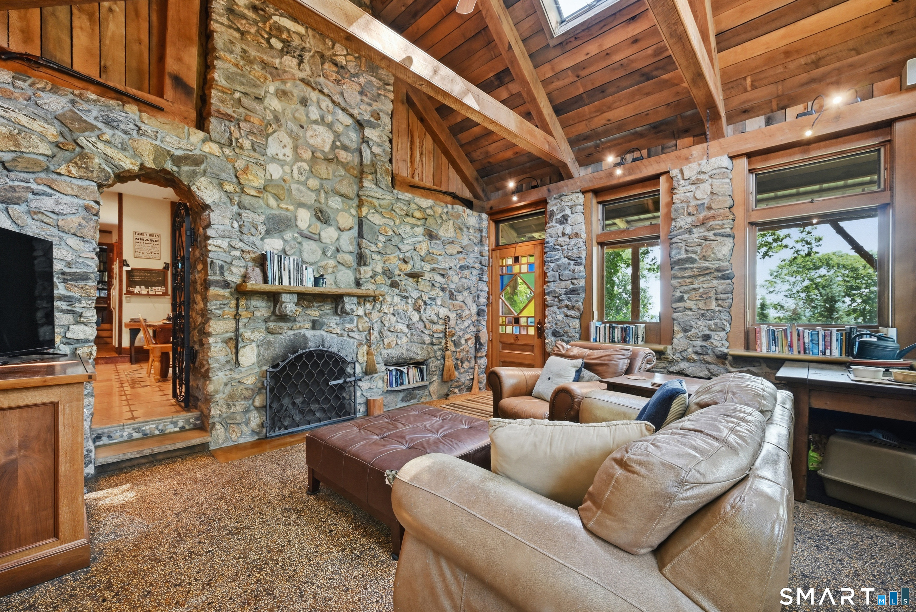 29 Old Forty Acre Mountain Road Danbury CT 06811