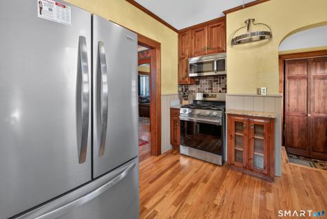 83 Bradley Avenue East Haven CT 06512