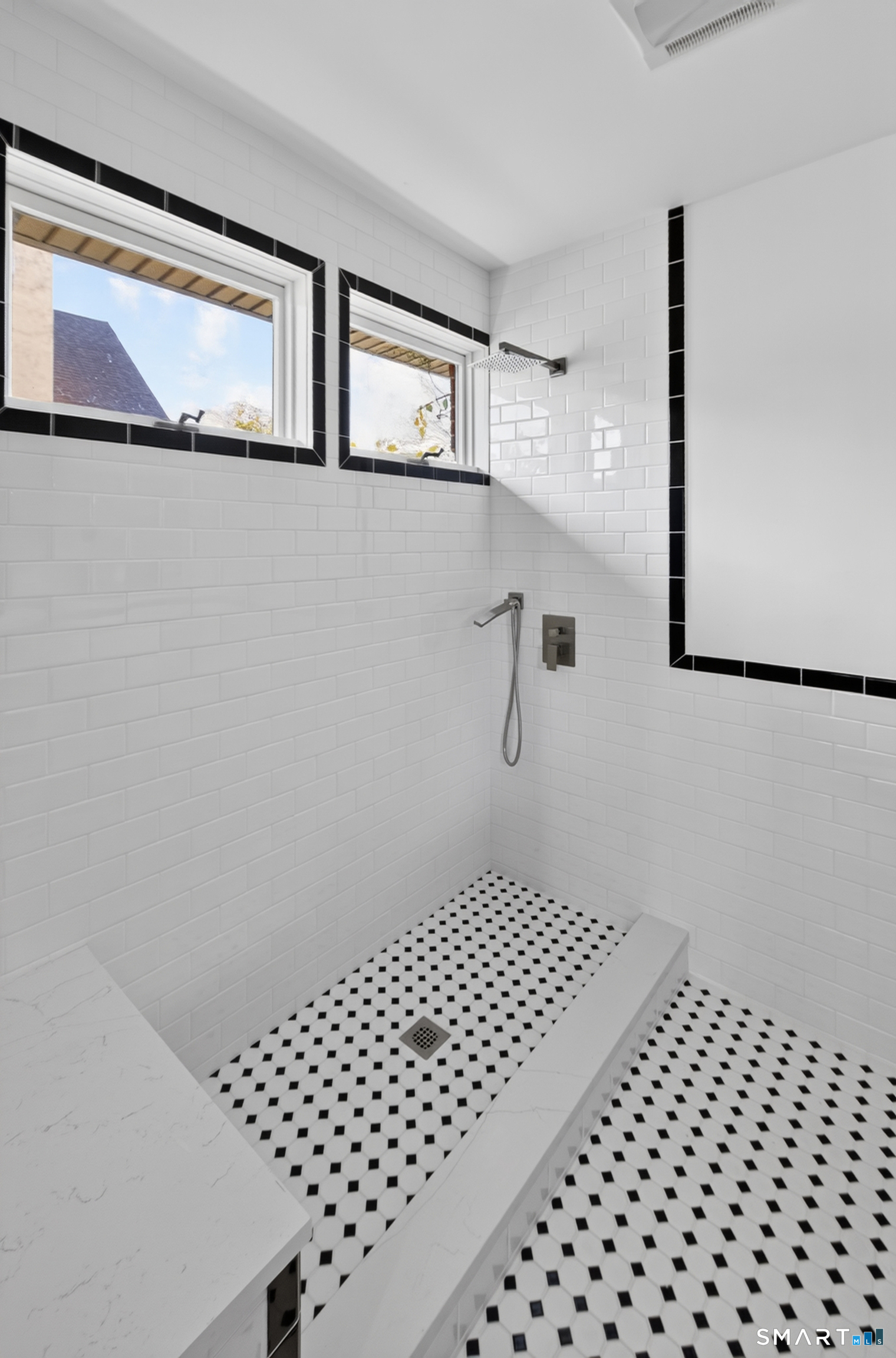 83 Bradley Avenue East Haven CT 06512