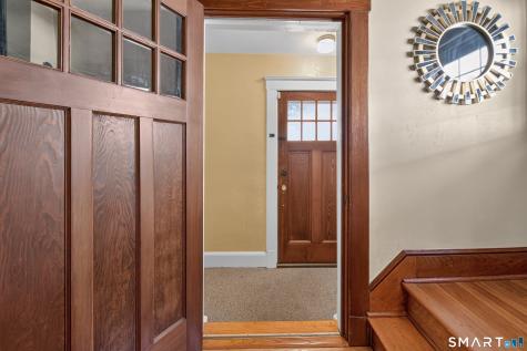 83 Bradley Avenue East Haven CT 06512