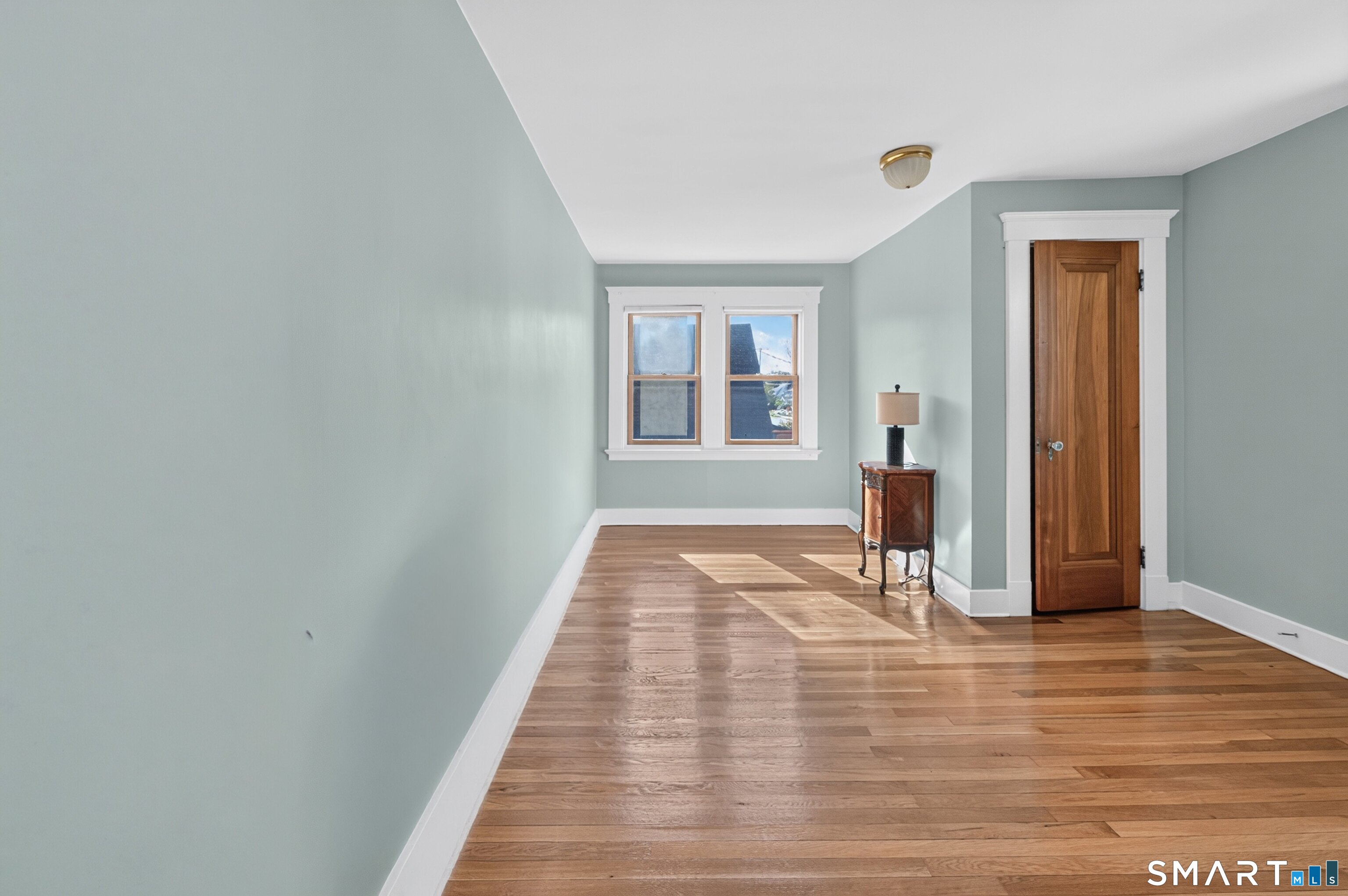83 Bradley Avenue East Haven CT 06512