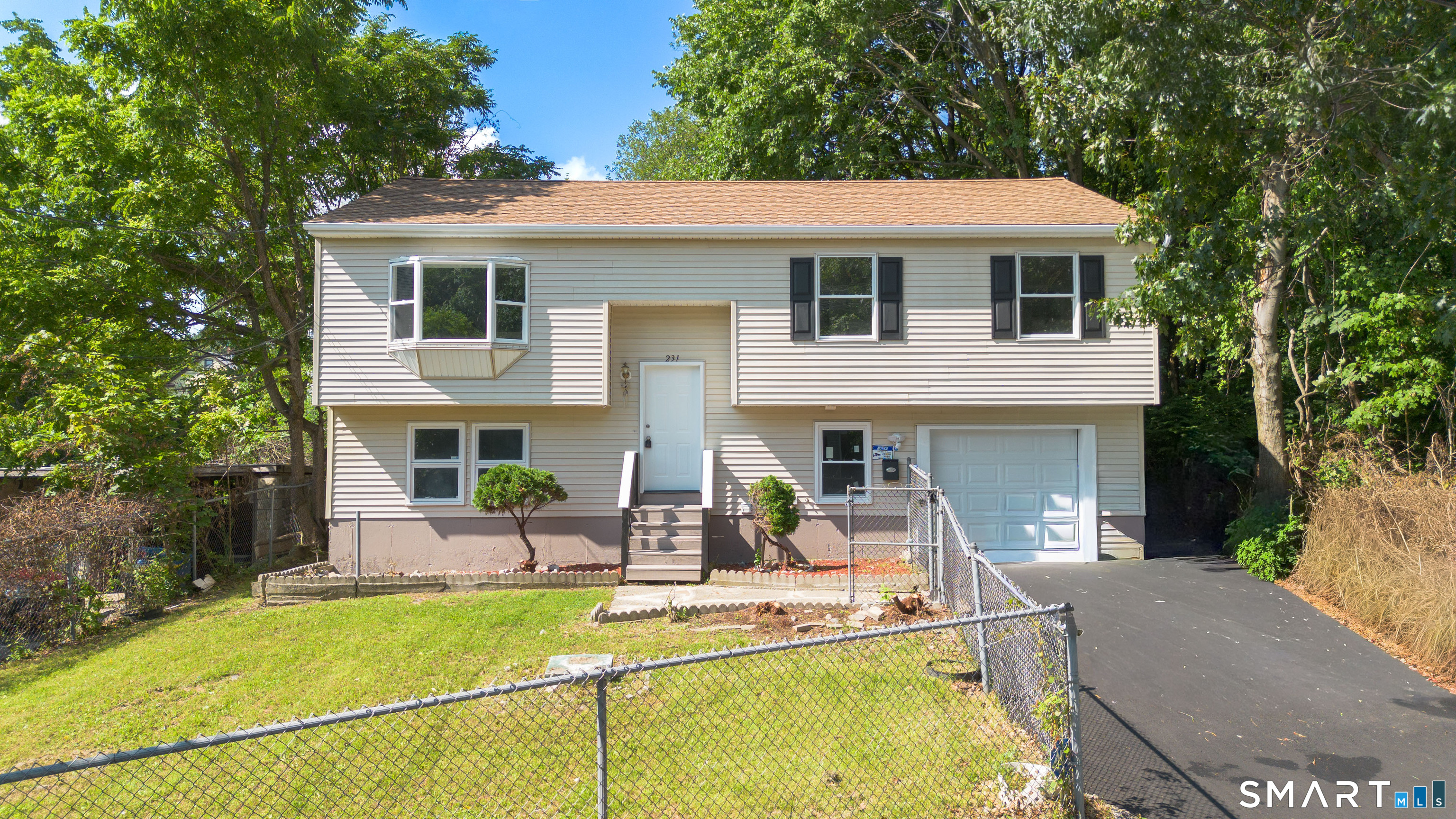 231 Long Hill Road Waterbury CT 06704