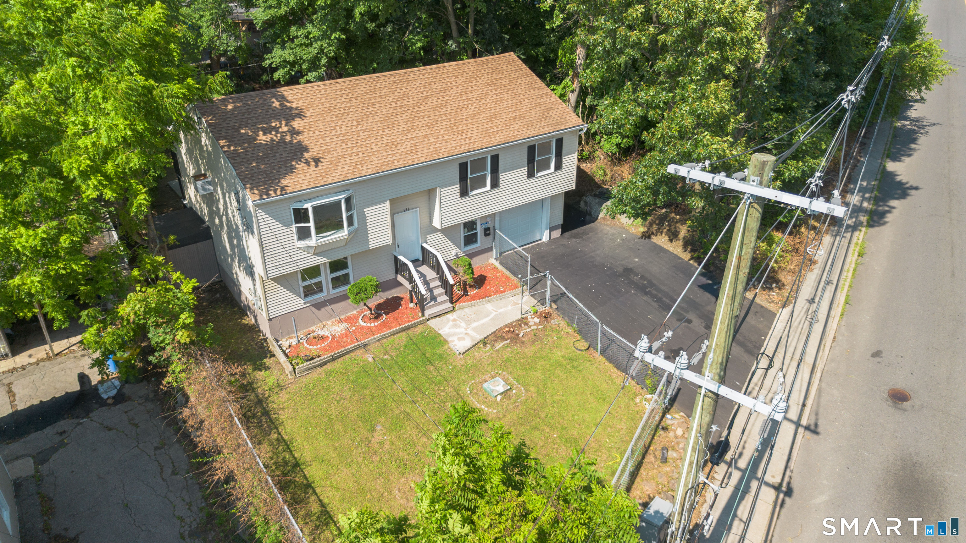 231 Long Hill Road Waterbury CT 06704