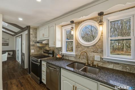 35 Hollow Brook Road Windsor CT 06095