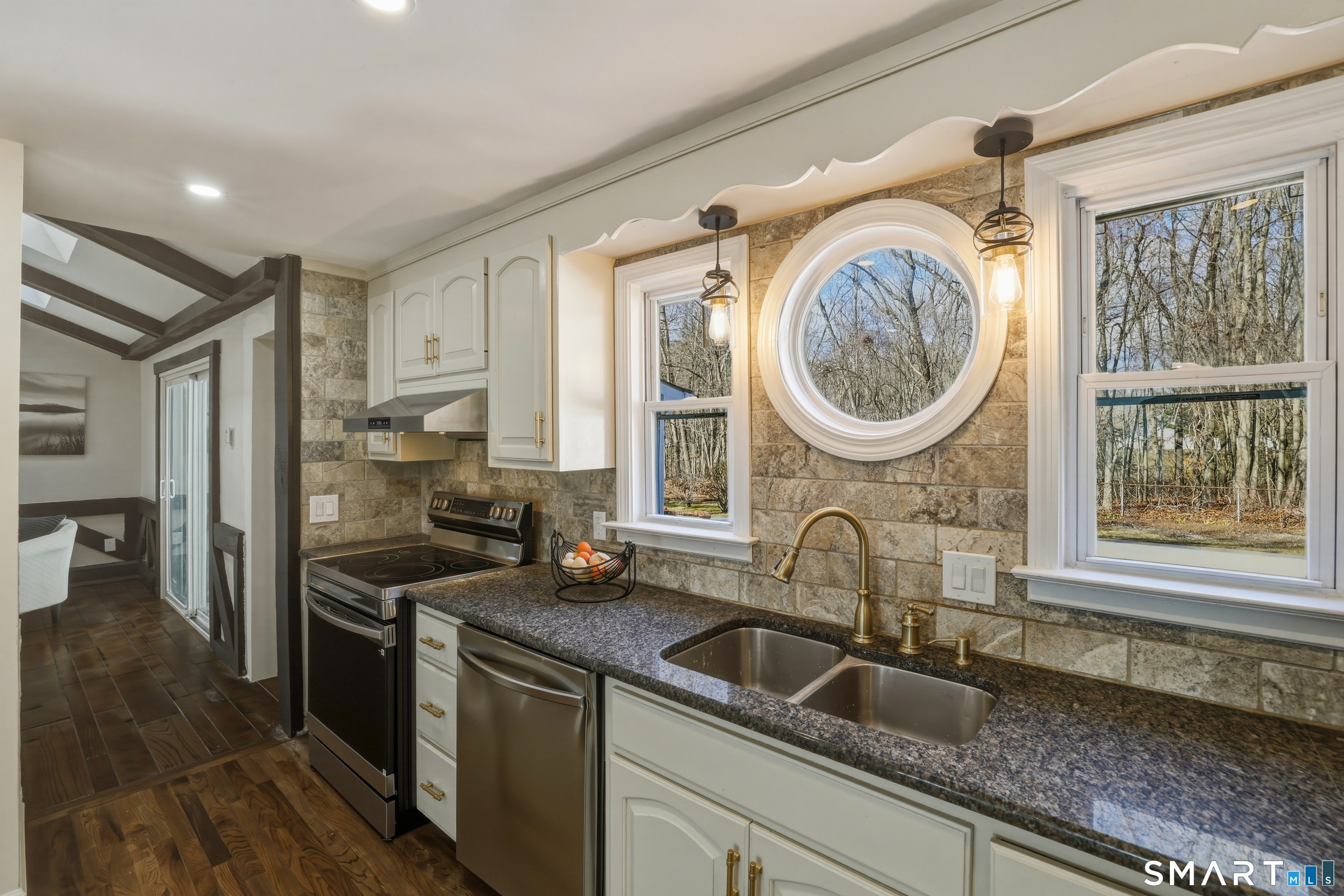 35 Hollow Brook Road Windsor CT 06095